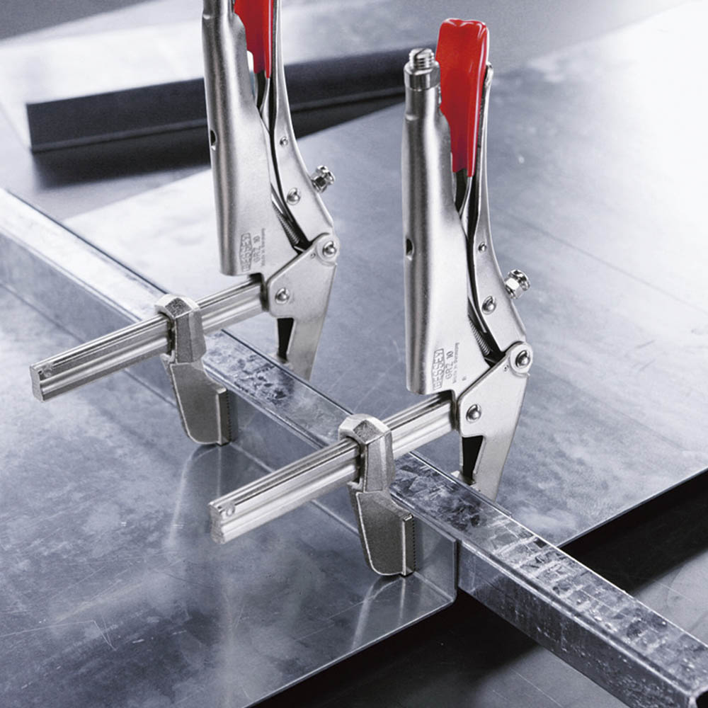 _0000_GRZ_work_man_steel_2__100