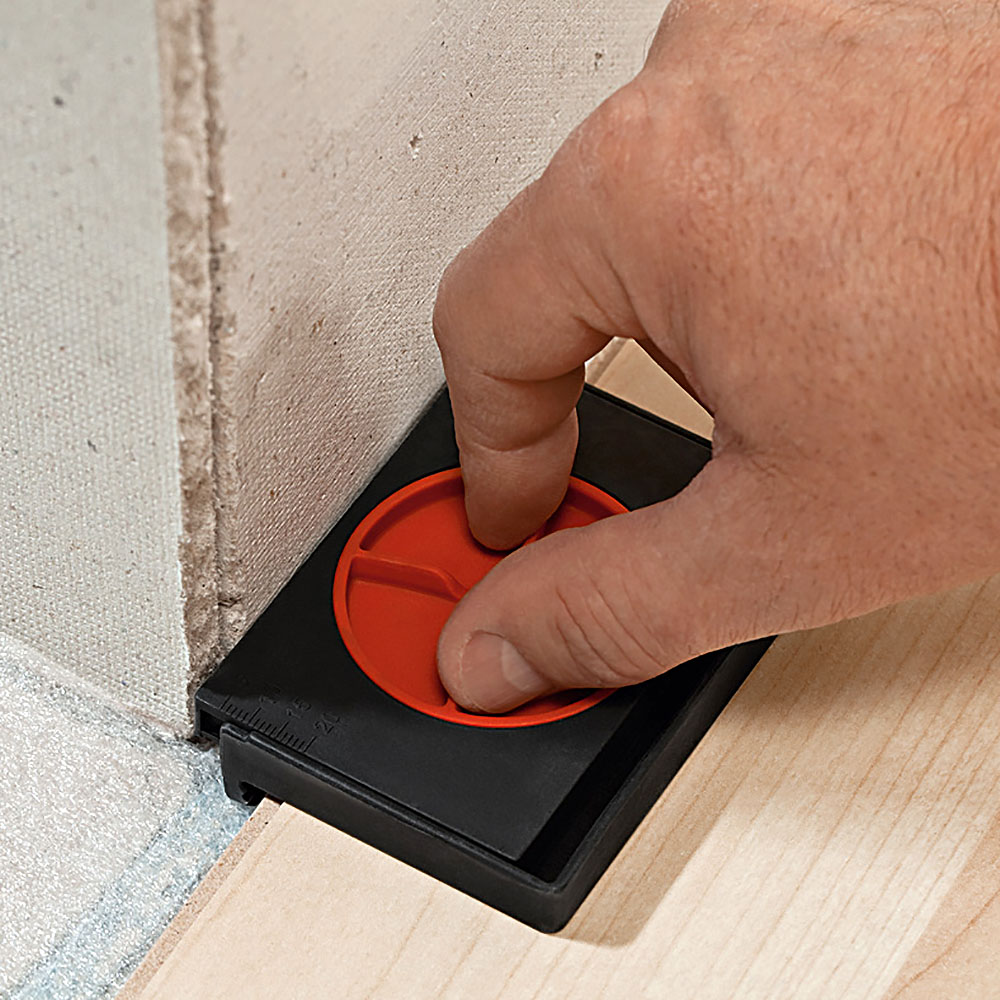 Bes-AV2_work_man_wood_5_turn__100