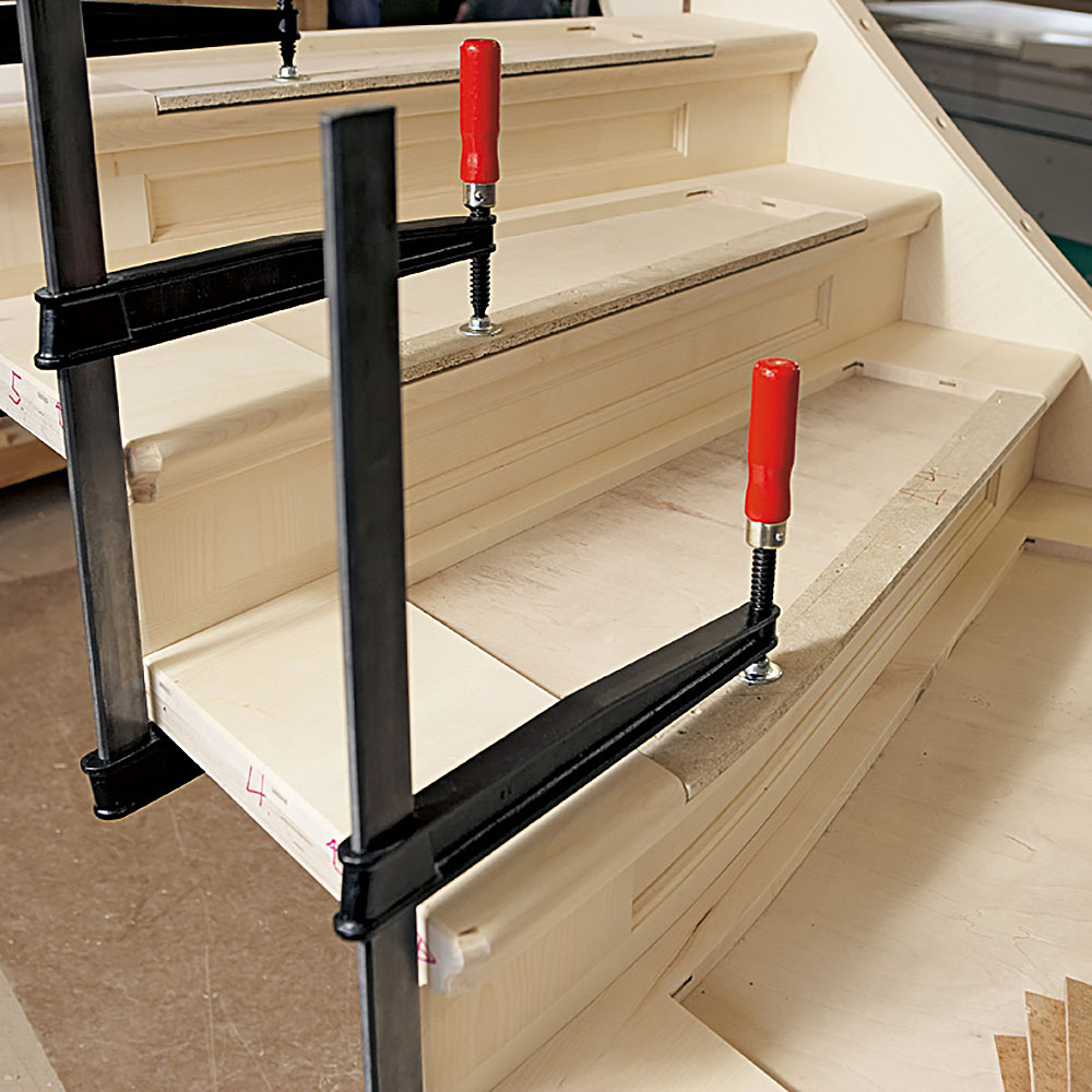 Bes-TGNT_work_wood_steps__100